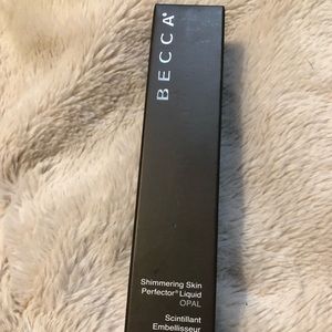 Becca Shimmering Skin Perfector